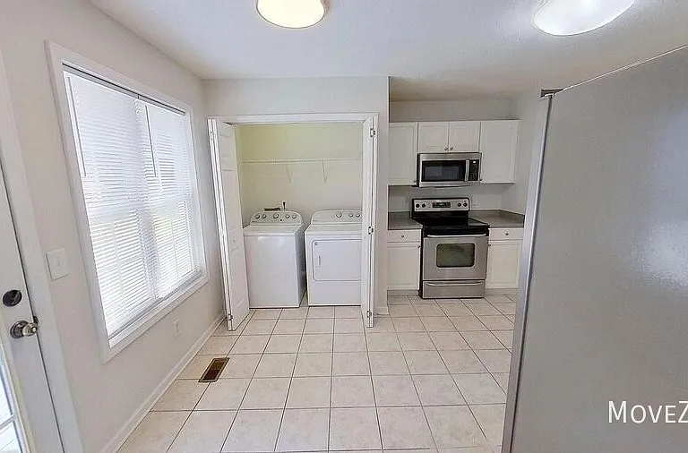 1316 Ujamaa Dr — Photo 3