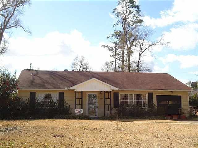 1st image of 3385 Oakwood Ln