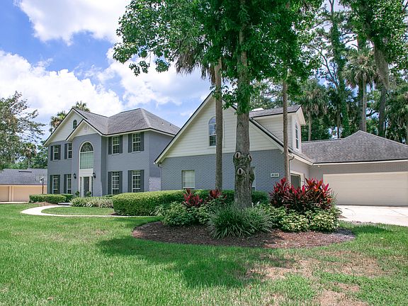 4th image of 8120 Seven Mile Dr