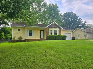 204 Centennial Dr, Clarksville, TN 37043