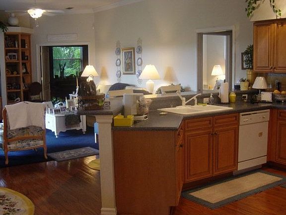 5th image of 1532 McGregor Reserve Dr