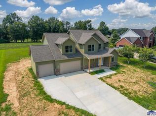 3581 Bridlewood Ln, Terre Haute, IN 47802