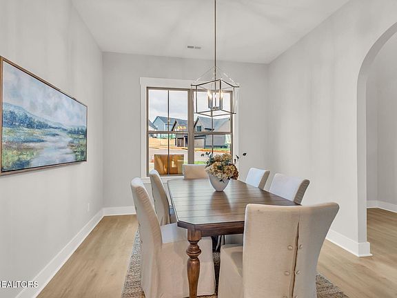 7th image of this home