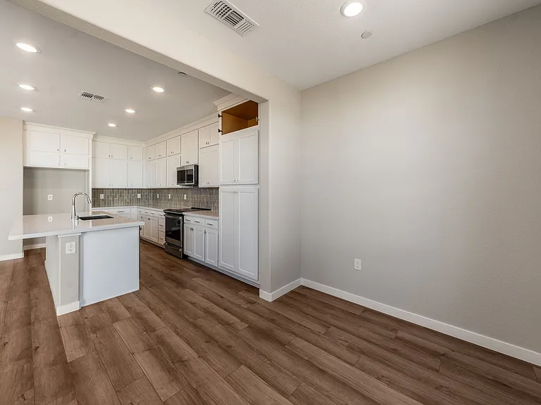 8326 Mincey Way — Photo 13