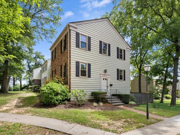 105 Canterbury Ct, Blacksburg, VA 24060