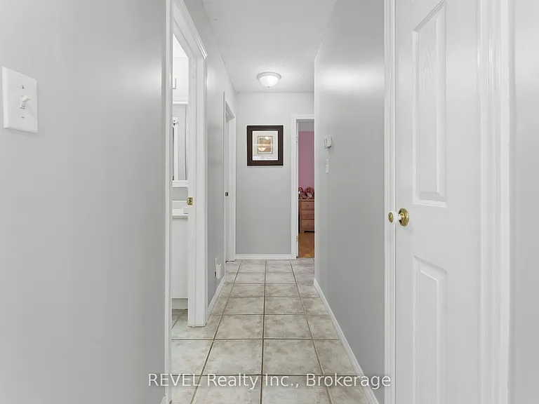 5 Barbara Ave — Photo 31