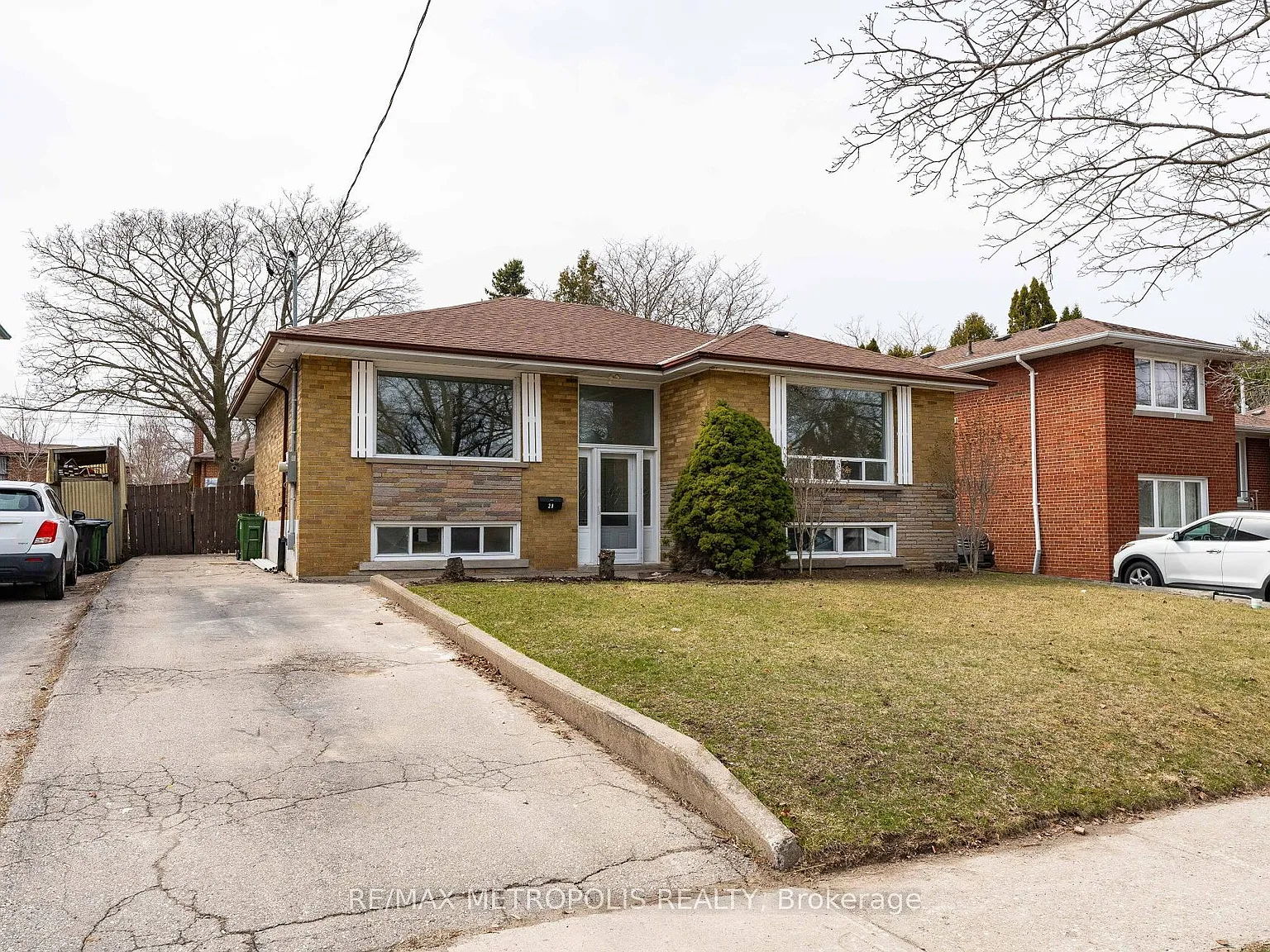 4 bed, $3,100 — Photo 2