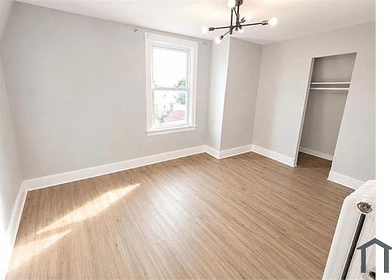 2nd image of 117 4th Ave APT 3