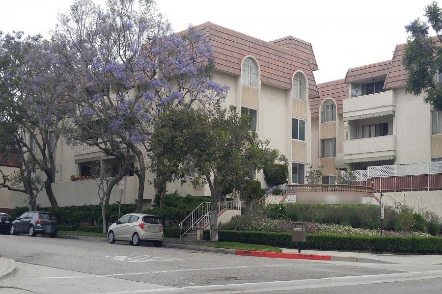 1st image of 5625 Sumner Way Unit 21