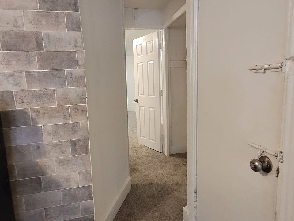 1st image of 2432 N 29th St Floor 1