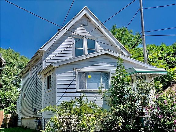 2nd image of 104 Gladstone St