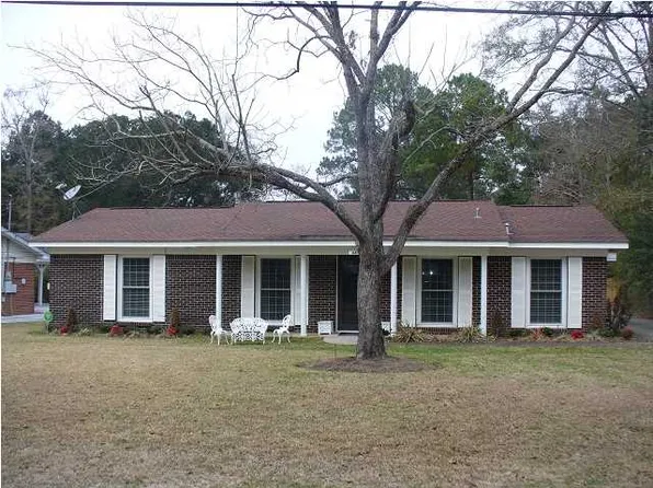 304 3rd Ave, Saraland, AL 36571