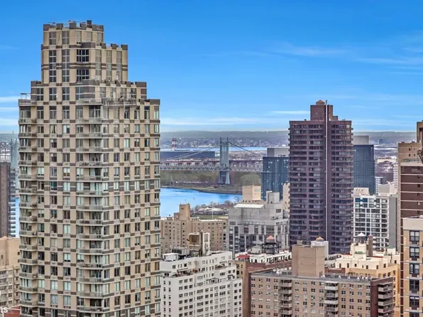 200 East 83rd Street image 17 of 18