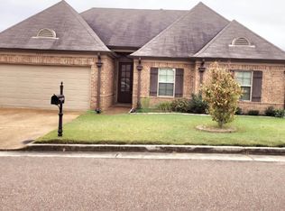 7557 Wickett Ln, Memphis, TN 38125