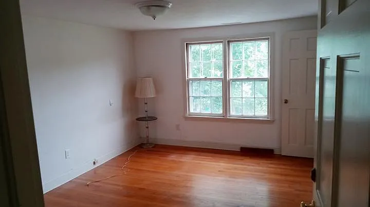 608 S Pleasant St — Photo 20