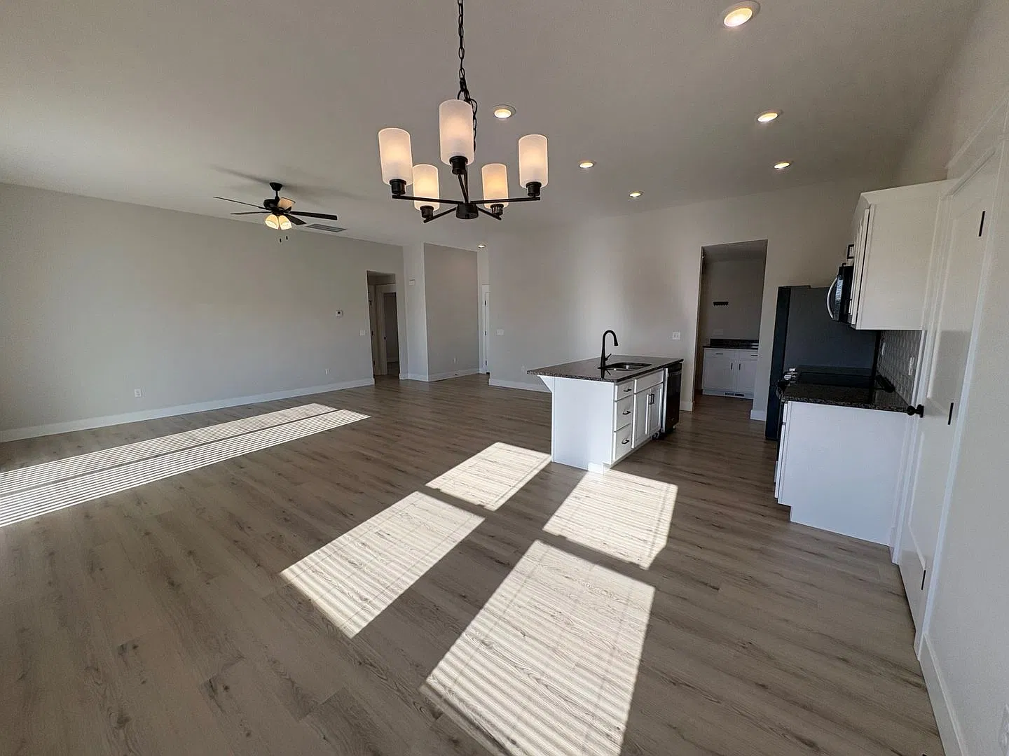 Welcome Home! Don't Miss This One — Photo 3