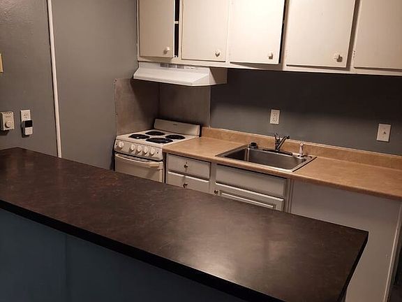 4th image of 1814 Country Ln Unit 5