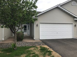 882 125th Dr NE, Blaine, MN 55434