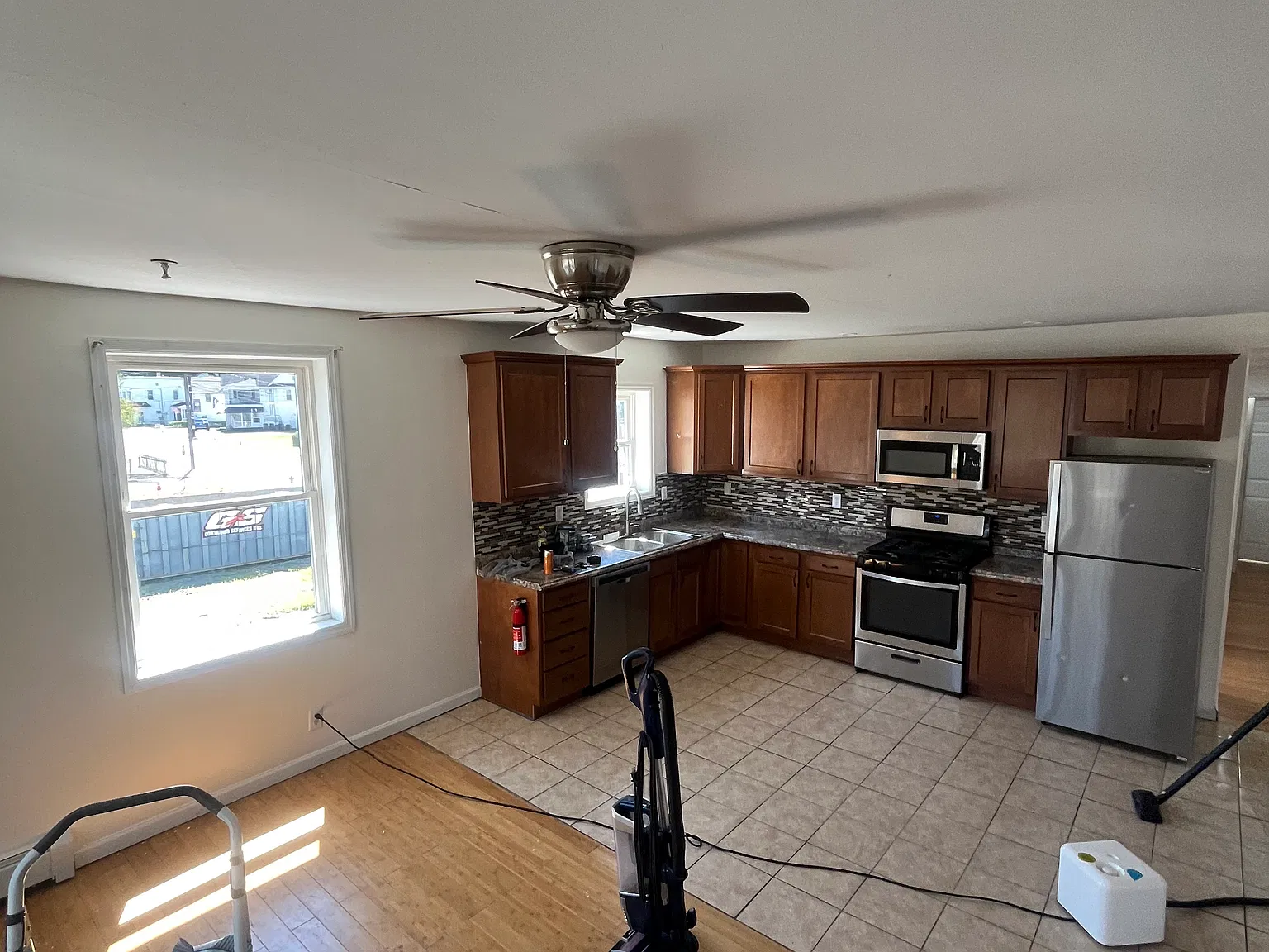 111-113 Chestnut St — Photo 3