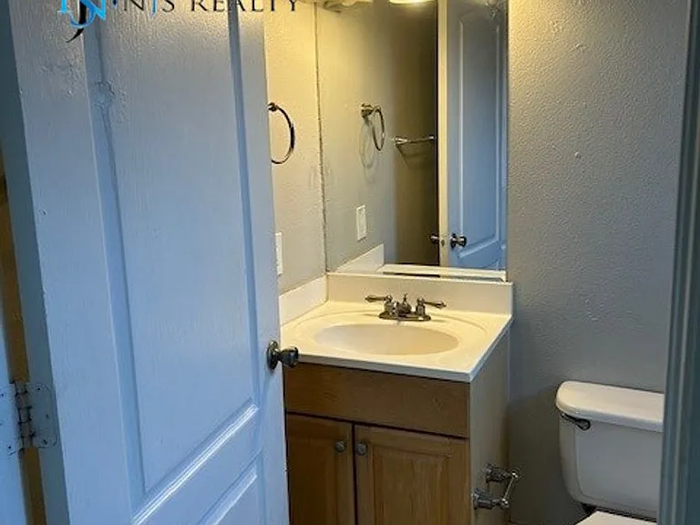 139 Cottage — Photo 10