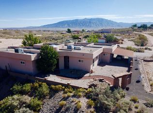 4709 Huron Dr NE, Rio Rancho, NM 87144
