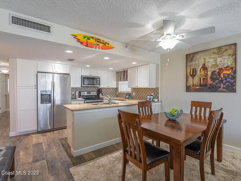 4800 Ocean Beach Blvd #215 — Photo 6