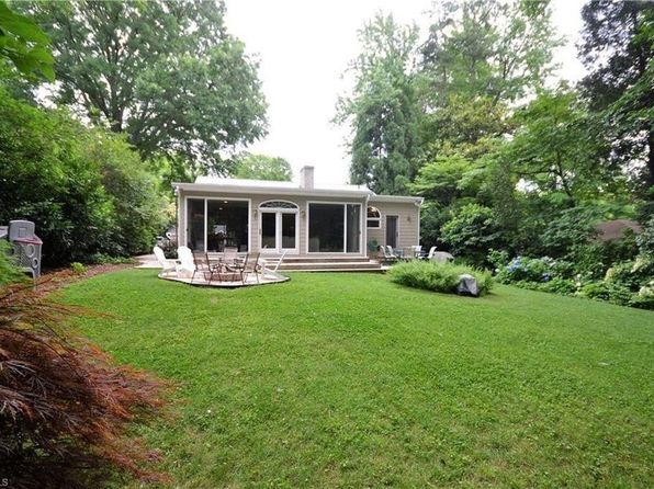 2407 Princess Ann St