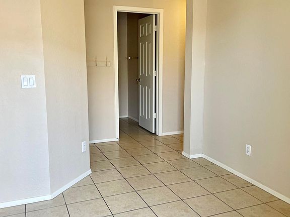 2nd image of 1297 E Daniella Dr