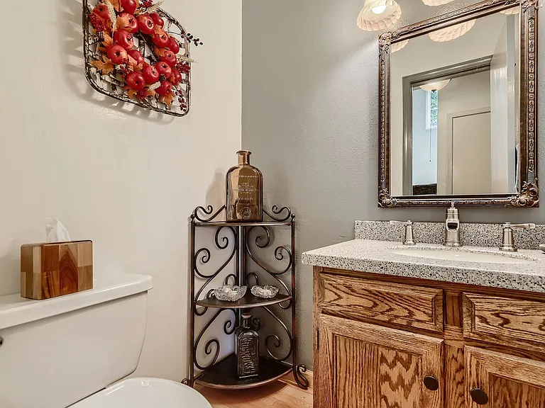 3833 Paseo Del Prado — Photo 14