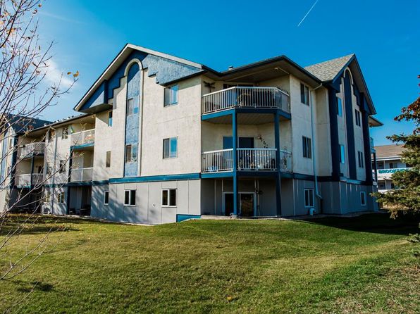 Gateway Grande Prairie Condo Buildings