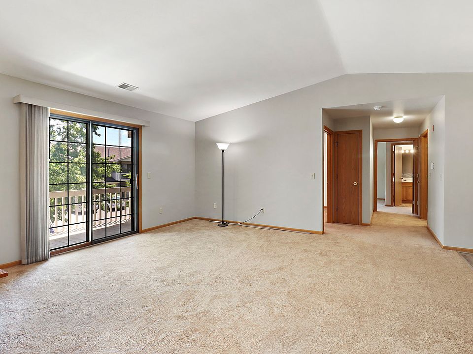 Sliding Glass Doors lead to Private Deck.
