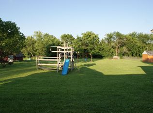 39405 N Geneva Ln, Beach Park, IL 60099