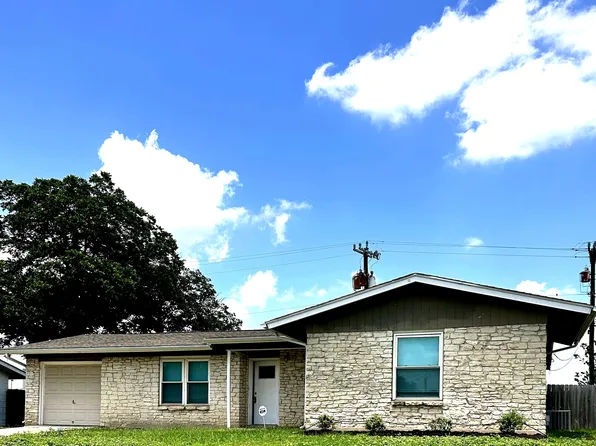 206 Balboa Dr, Universal City, TX 78148