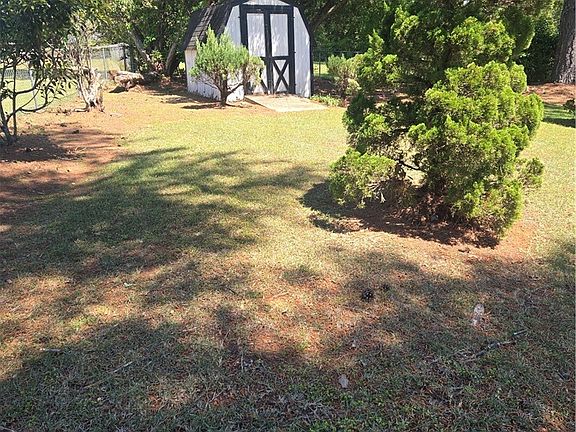 5th image of 1526 Wakefield Dr