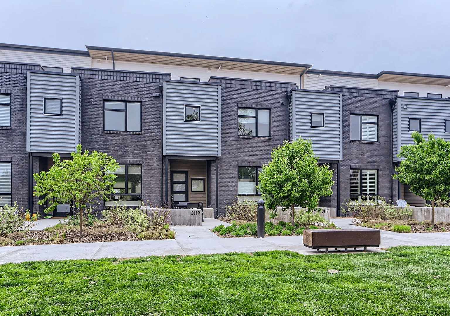 Boulder Luxury Modern Furnished Townhouse — Photo 2