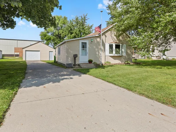 811 13th St N, Benson, MN 56215