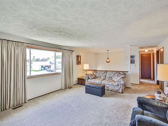 3rd image of 14017 E 21st Ave