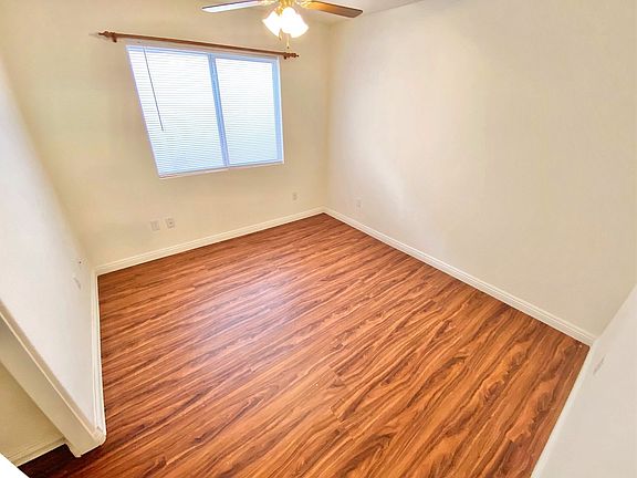 4th image of 9221 Estrada Ave