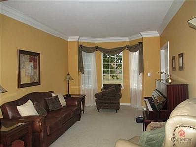 3rd image of 1708 Bentbrook Dr