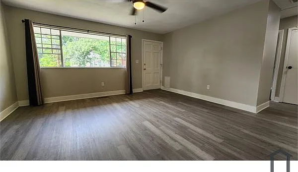3 bed, 997 sqft, $1,500 — Photo 2