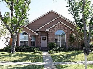 625 Lake Bluff Dr, Flower Mound, TX 75028