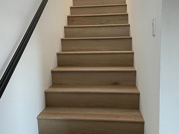 5th image of 116 E B St