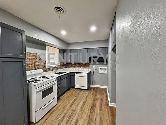 5th image of 714 Cranbrook Ln