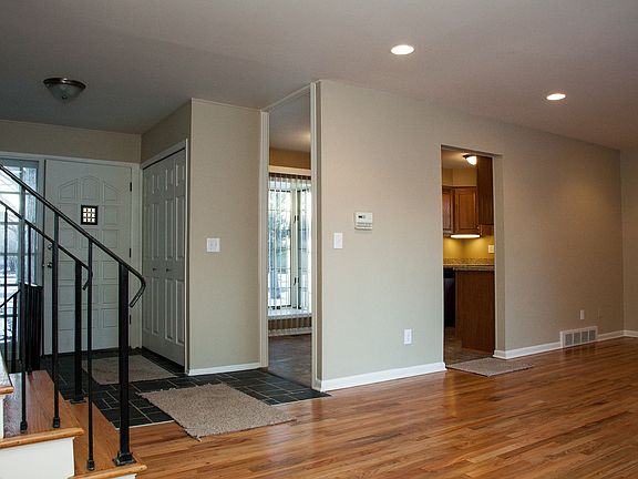 2nd image of 2601 Esch Ave