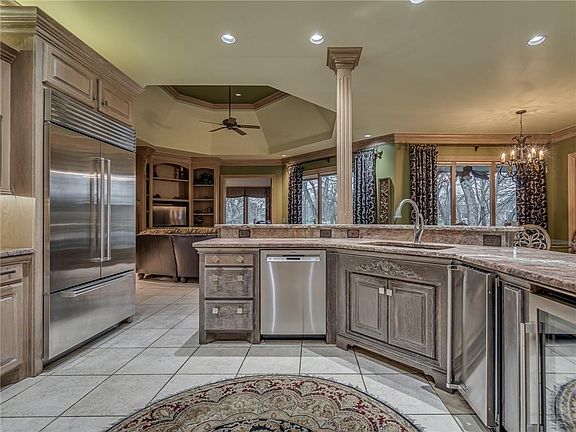 4th image of 18808 Otter Creek Dr