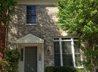 11744 Valley Ridge Cir, Fairfax, VA 22033