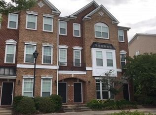 672 Claire Ln, Newport News, VA 23602