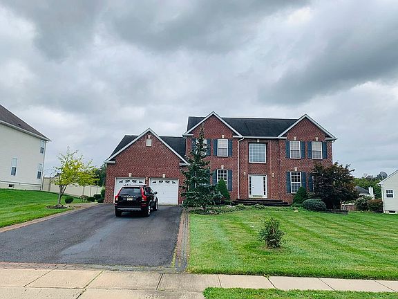 6 car Driveway