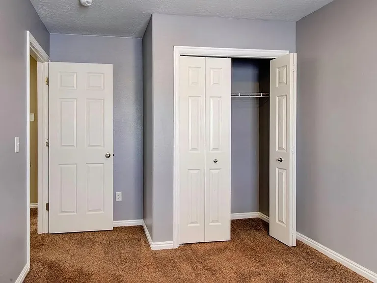 173 E Fiddlers Canyon Rd #11 — Photo 21