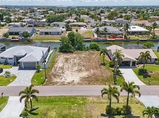 1426 NE 2nd Ter, Cape Coral, FL 33909